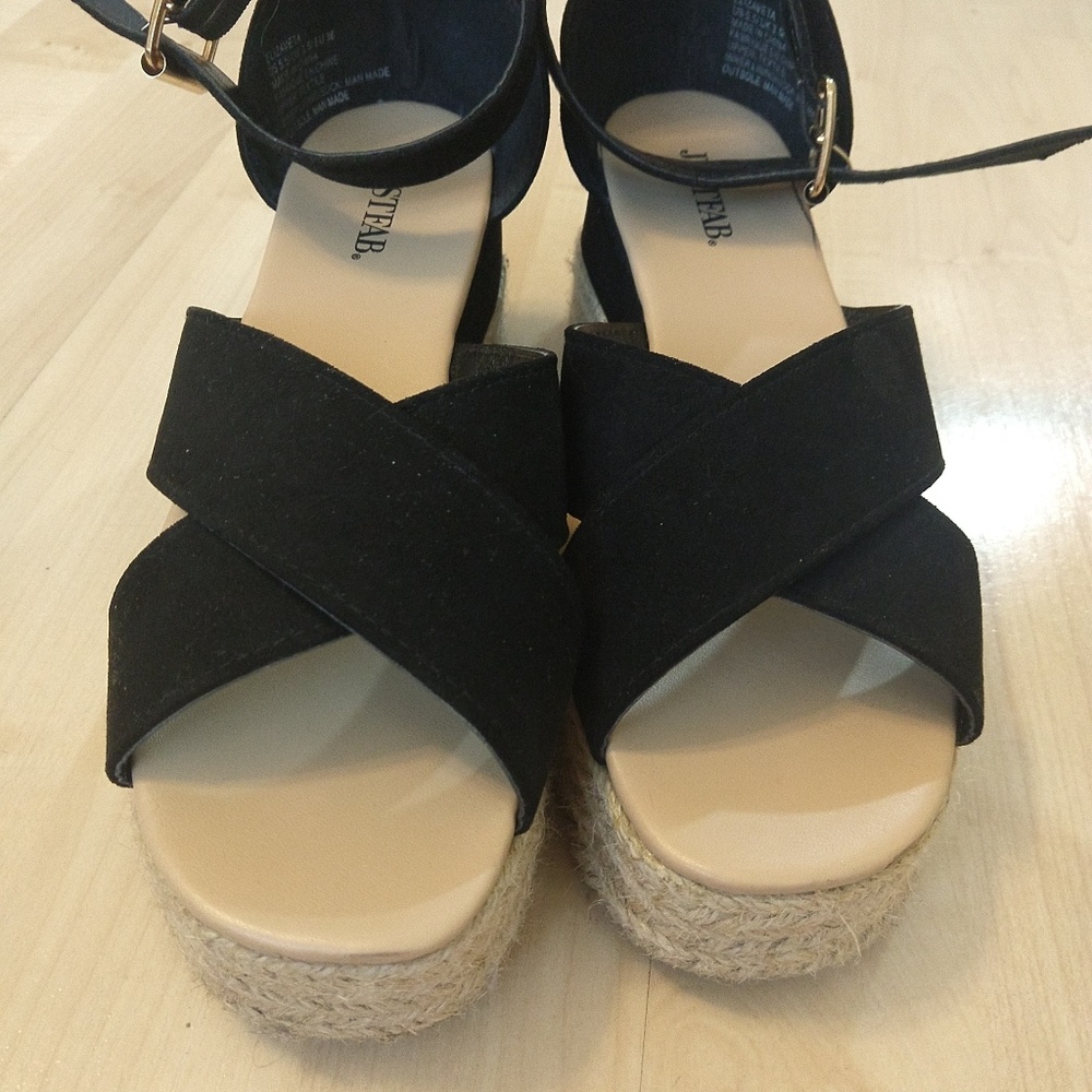 Platform sandals